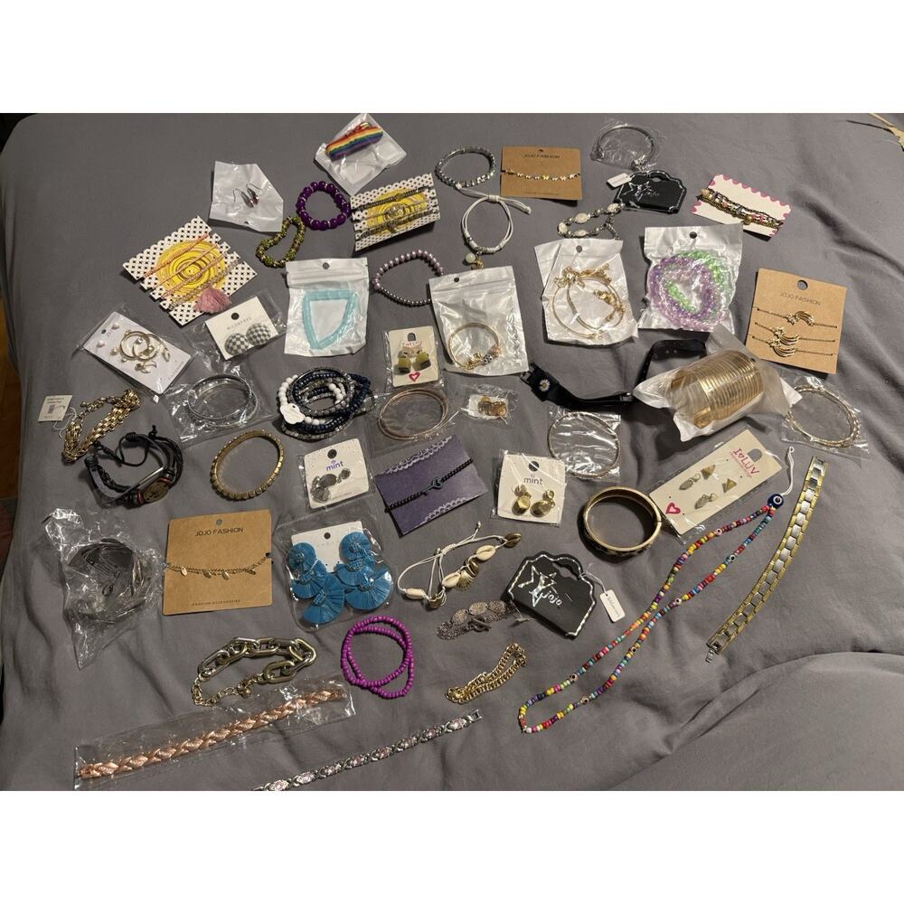 RANDOM 10 PAIR JEWELRY SETS MYSTERY BAG BOX GOLD SILVER BRACELET EARRING NECKLAC